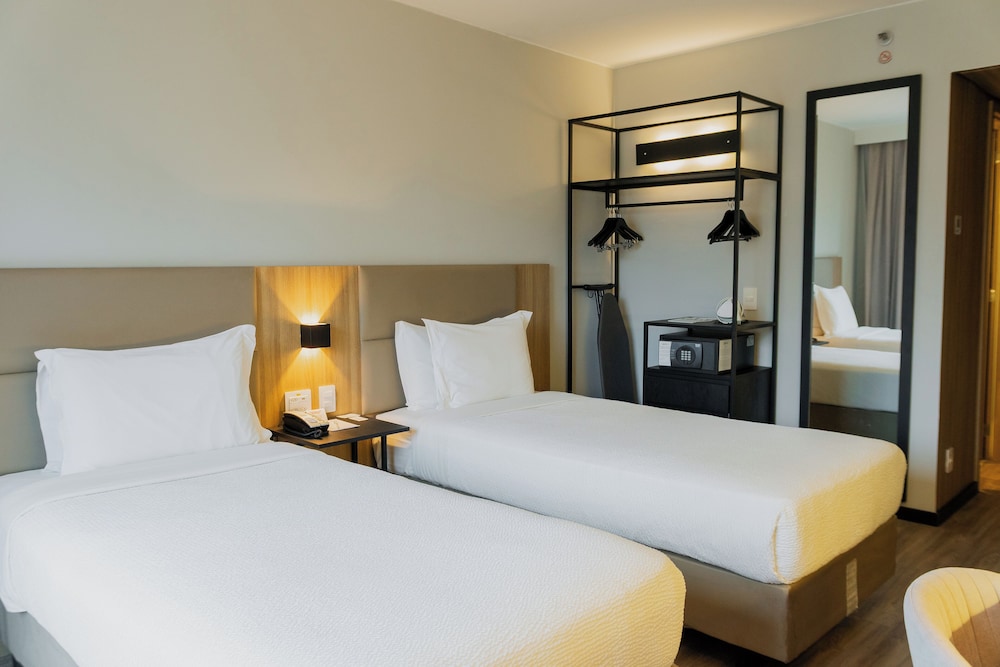 Business Class Twin Beds