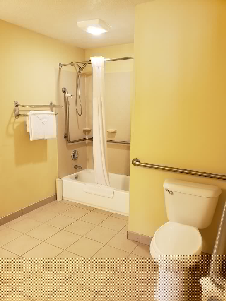 Quality Inn & Suites Vancouver - Hazel Dell 21/59