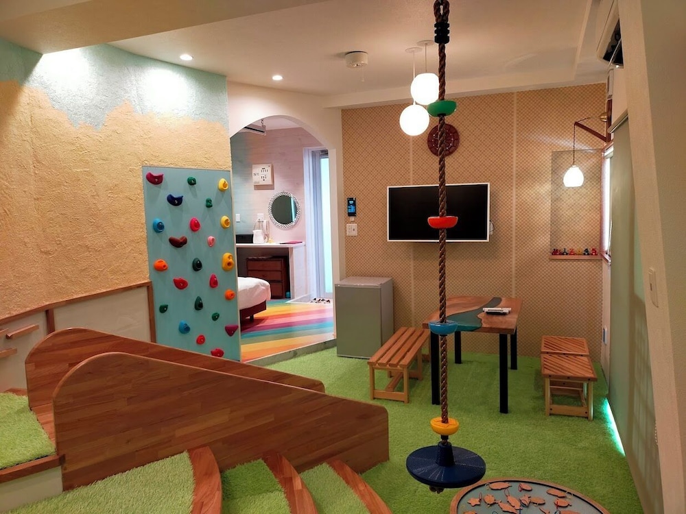 Buzz Resort (ex. Designers Resort Nakadoma Inn) 61/67