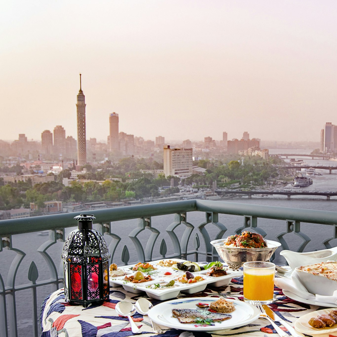 Four Seasons Hotel Cairo at Nile Plaza 12/16
