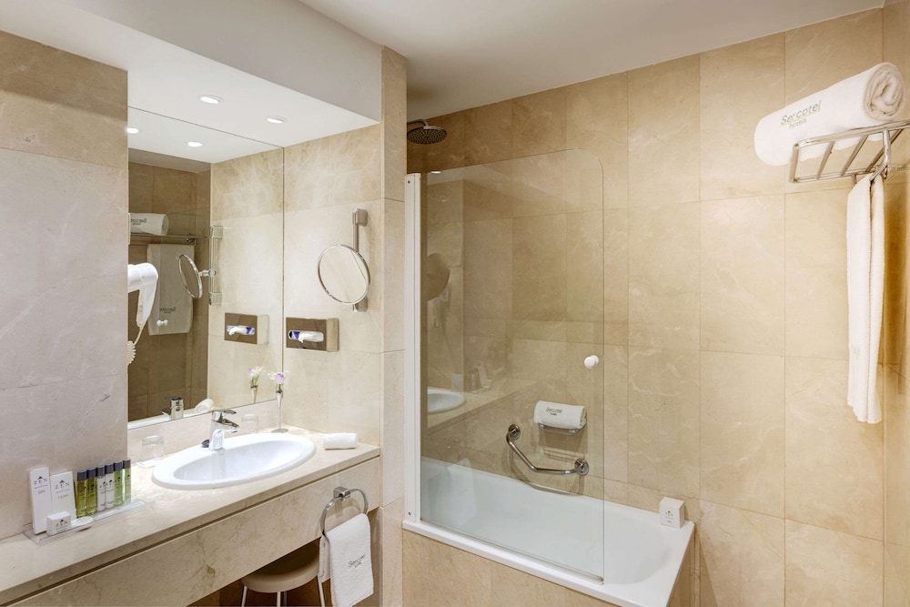 Sercotel Gran Hotel Conde Duque 8/59