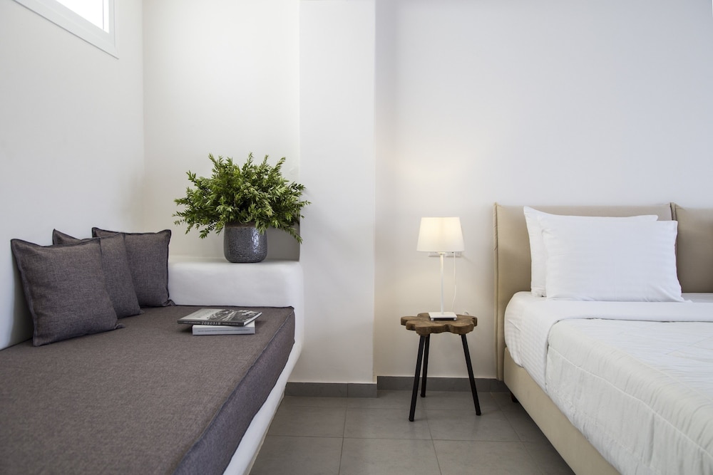 Ftelia Bay Boutique Hotel 18/36