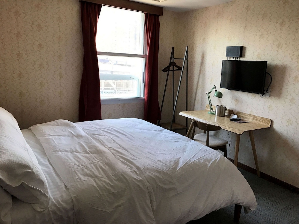 Hotel Mimosa 11/37