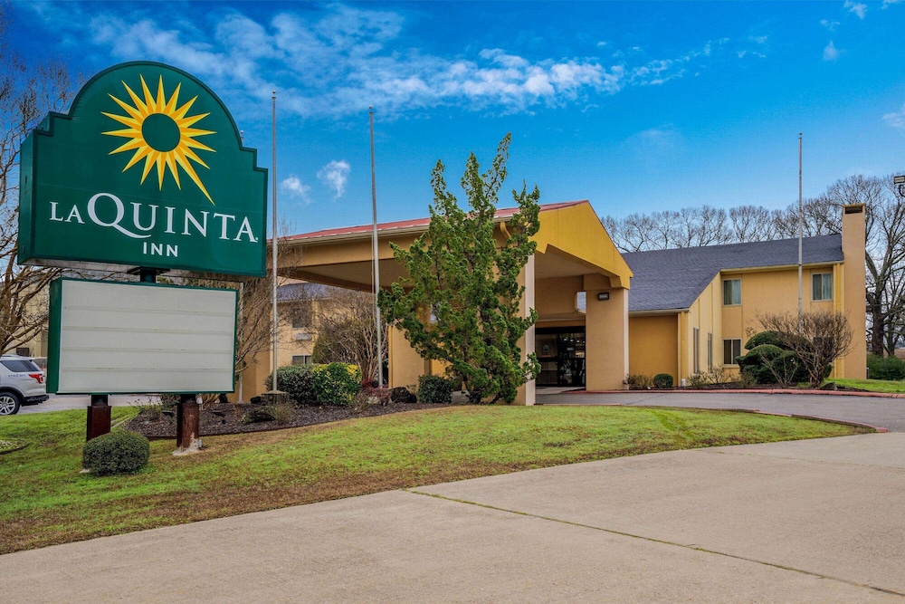 La Quinta Inn El Dorado 1/53