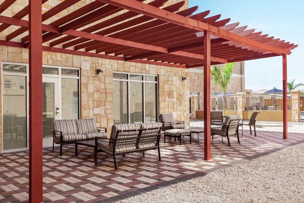 Homewood Suites by Hilton Harlingen 33/35