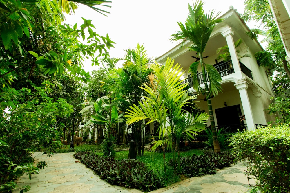 Sonalong Boutique Village & Resort 58/70