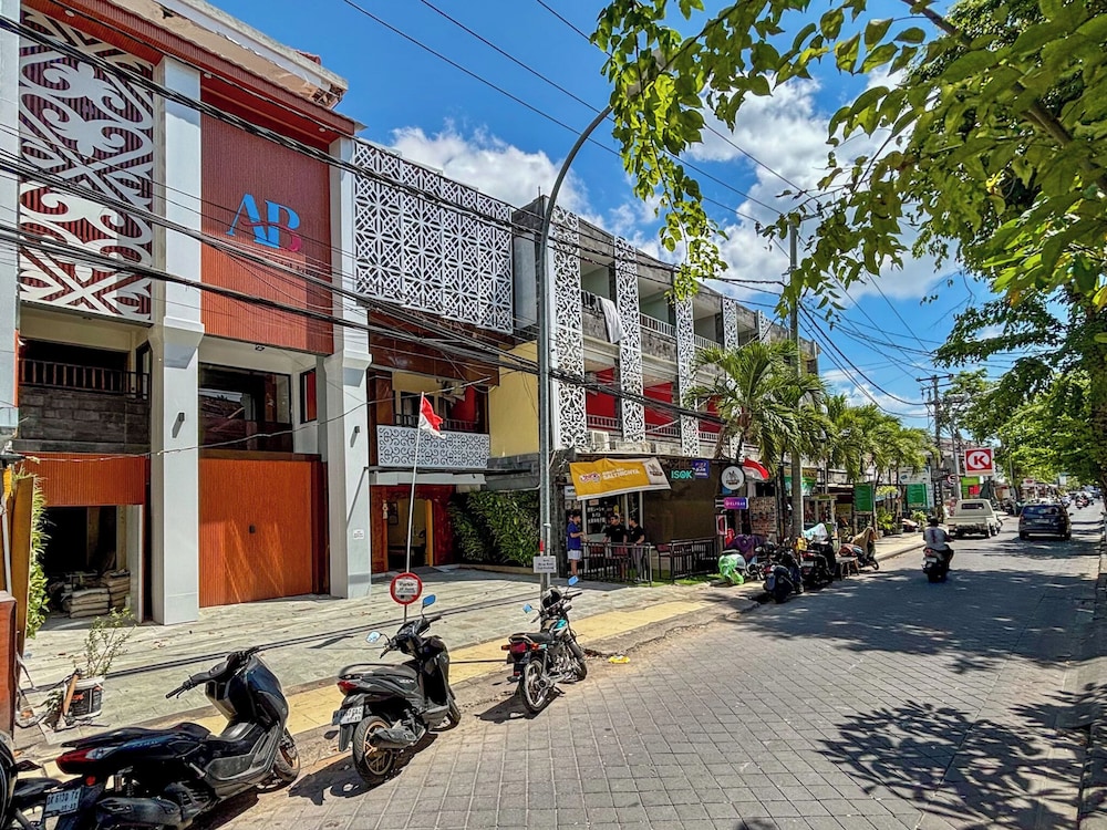 Ab Hotel Kuta 74/74