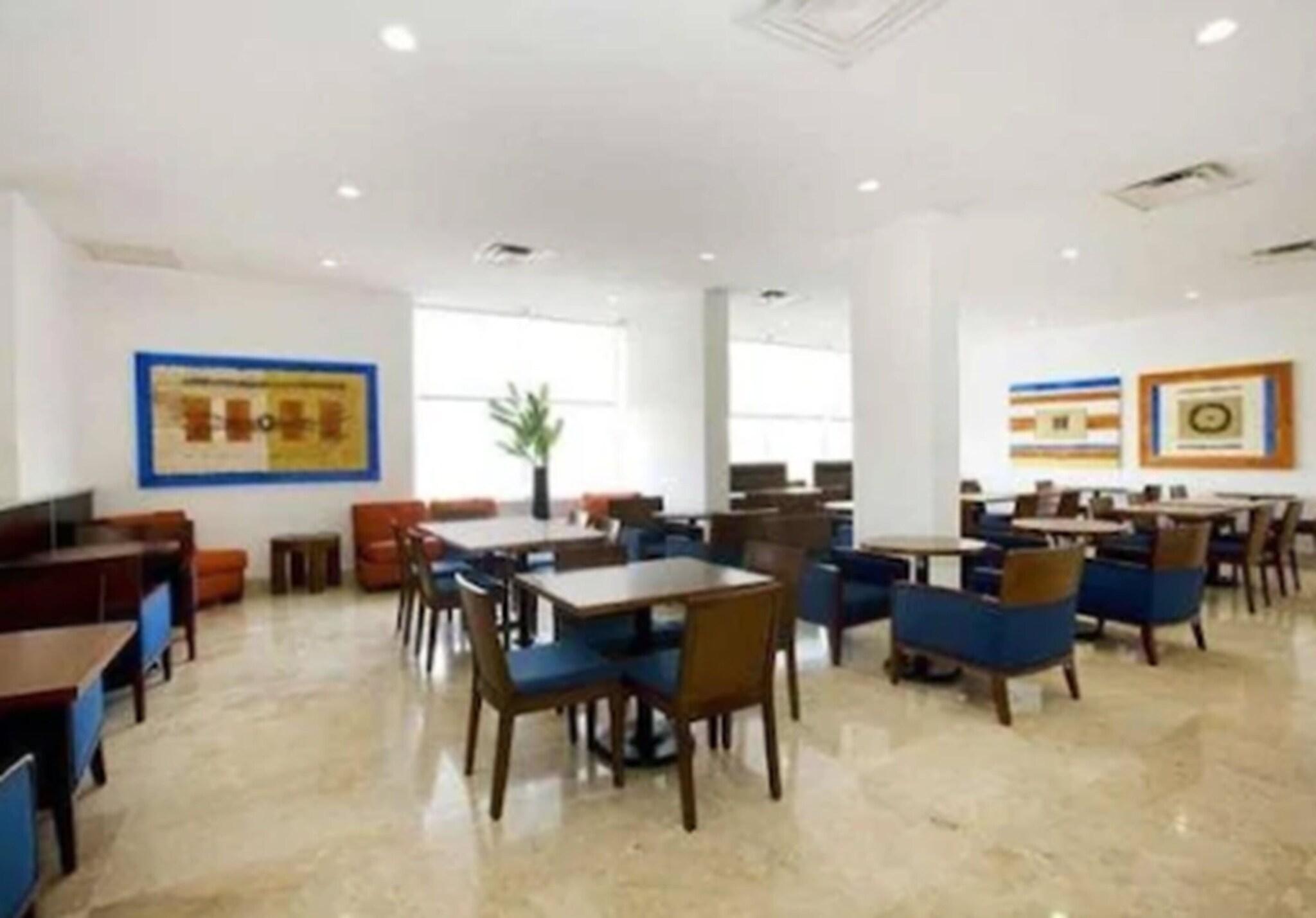 BH Business Hotel Group 24/36