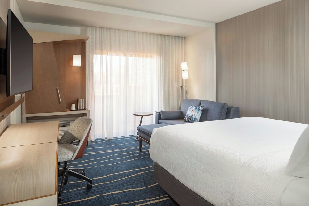 Room, King Bed, Accessible