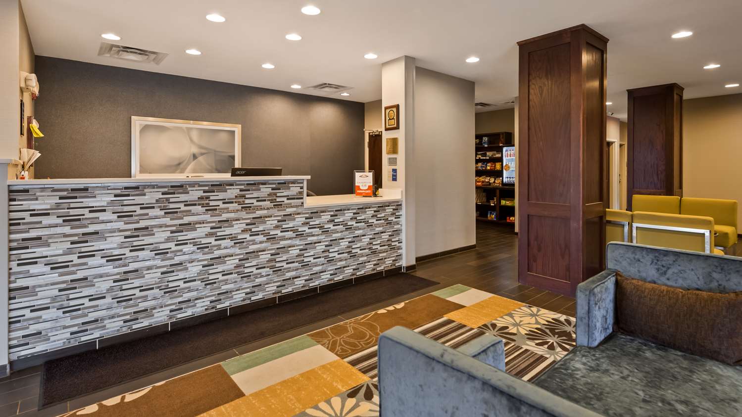 Best Western Plus Boardman Inn & Suites 3/29