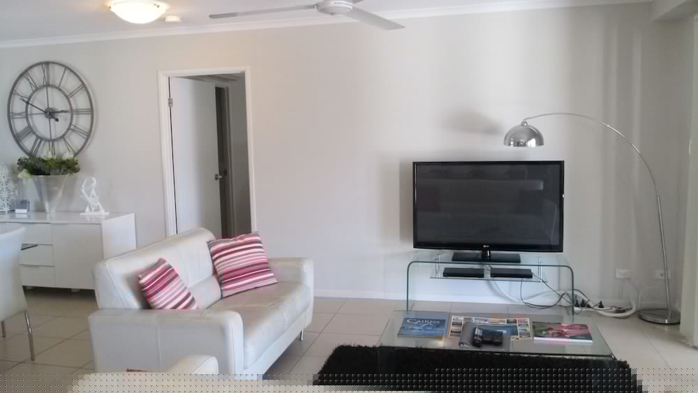 EDGE APARTMENTS CAIRNS 49/75