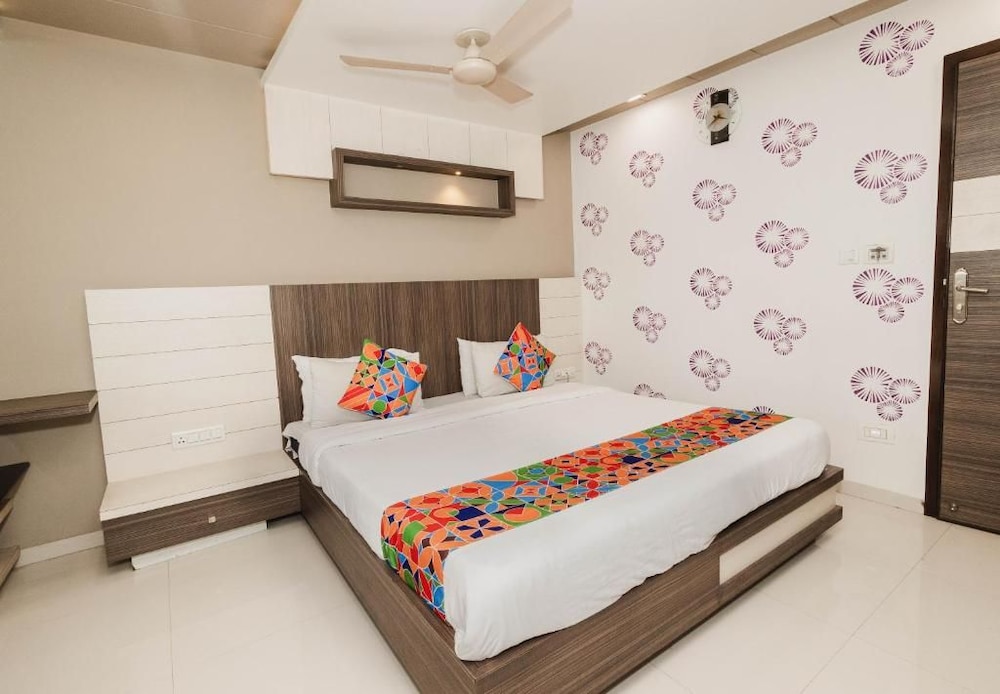 HOTEL AMBER 9/46