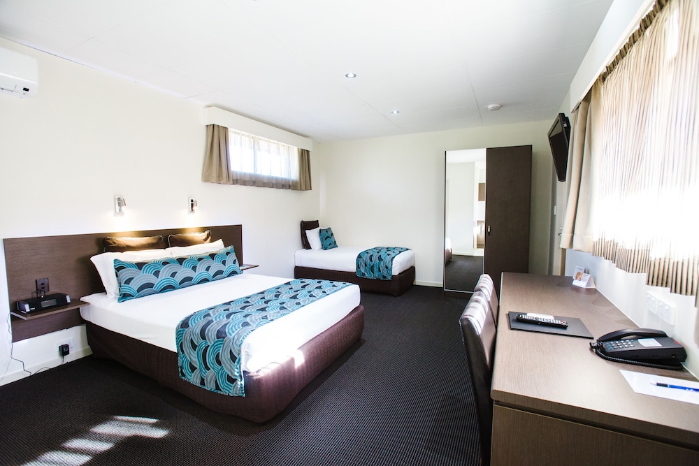 Quality Hotel Robertson Gardens 17/42