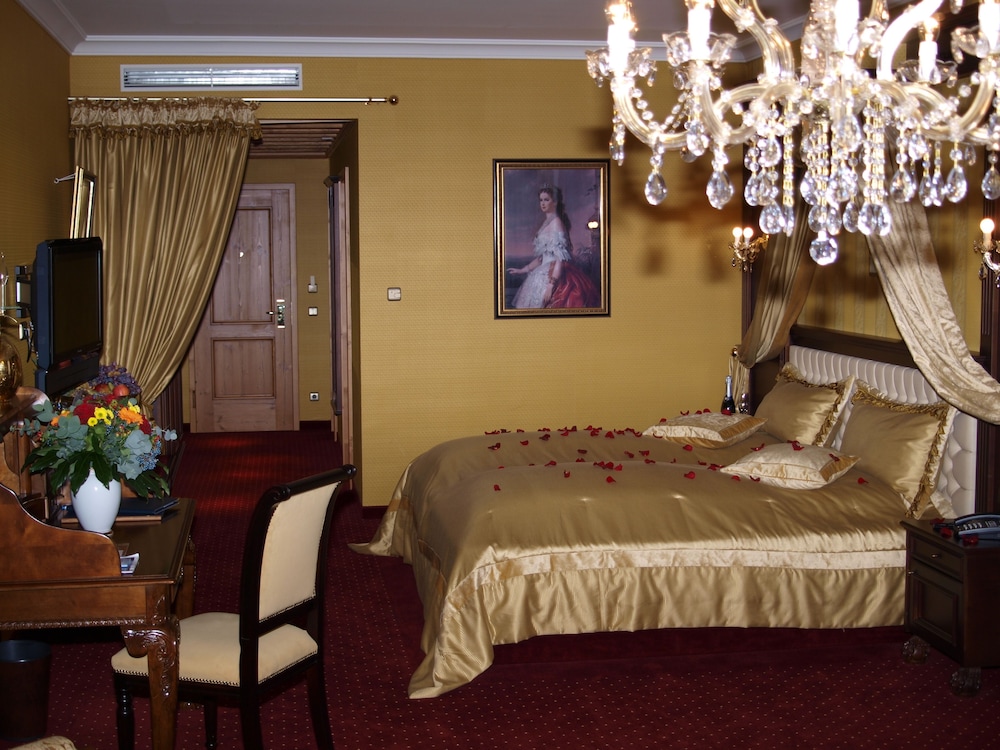 Hotel zum Erdinger Weissbrau 43/67
