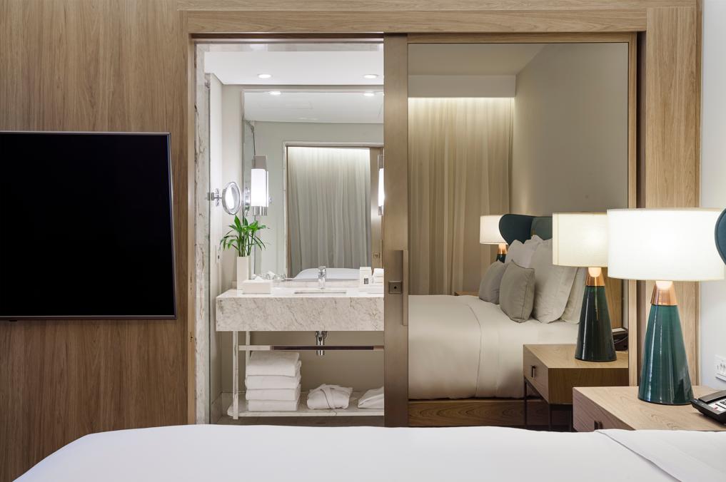 Premium, Suite, Double Bed, with View