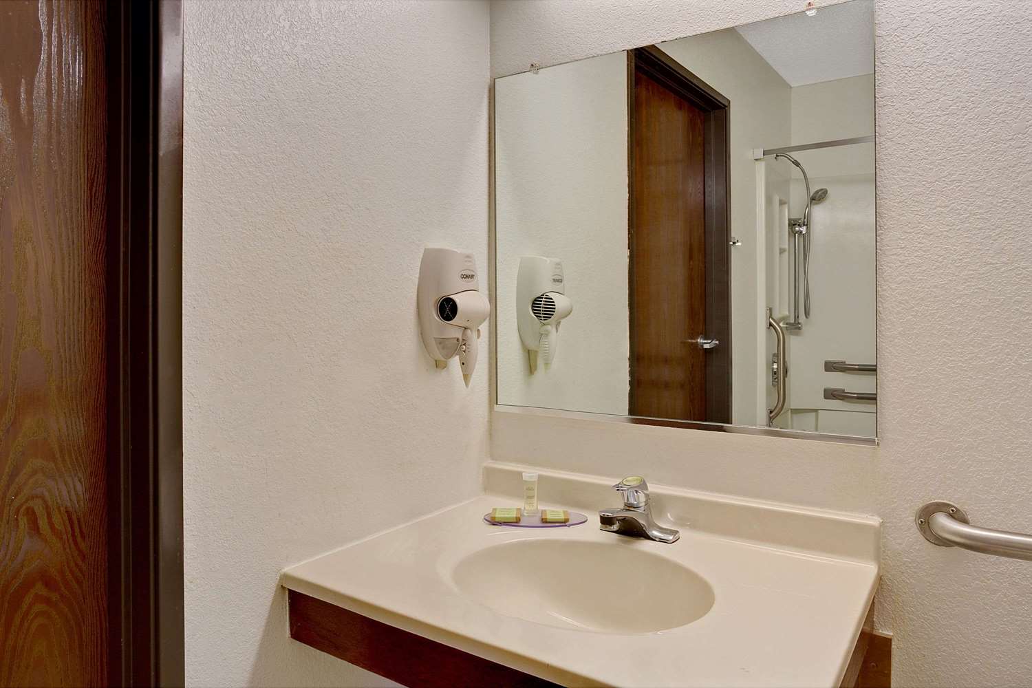 Economy 7 Inn Chesapeake - Portsmouth 24/28