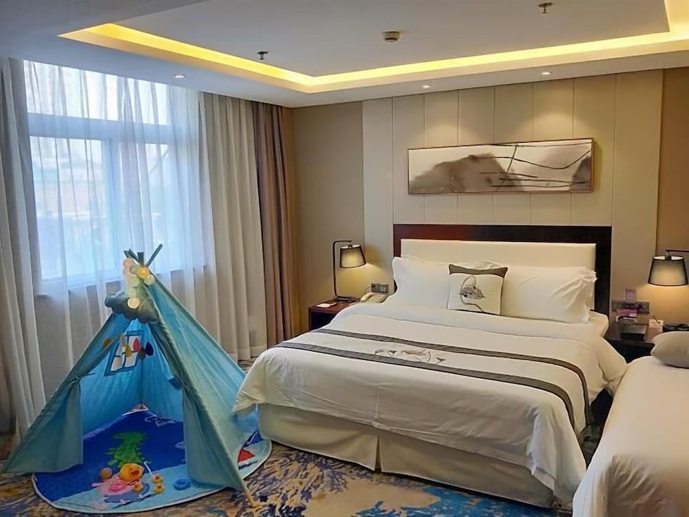 Metropolo Jinjiang Hotels (Xuzhou Railway Station, Suning Plaza, Chudu) 17/39