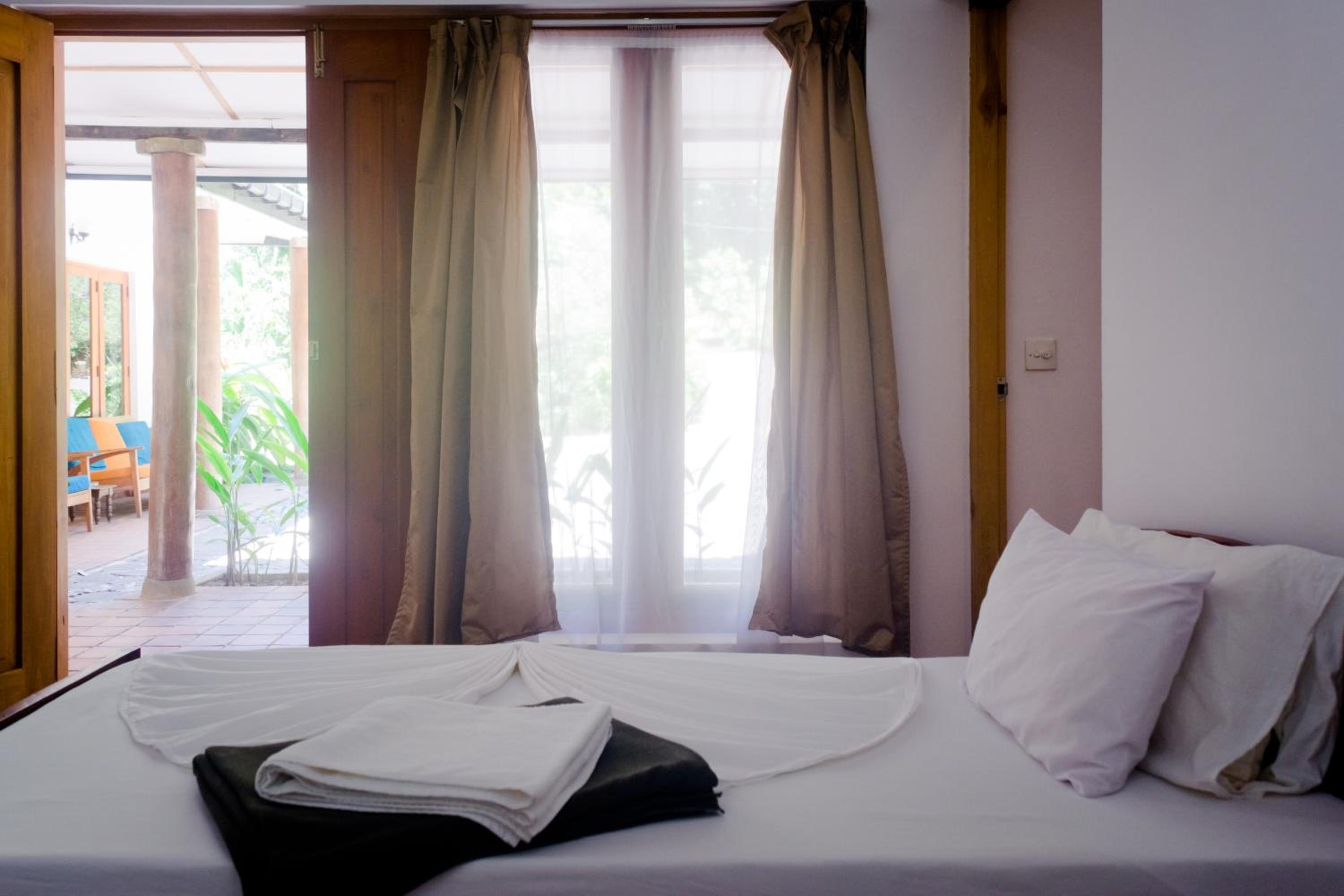 Clove Garden Hotel 6/25