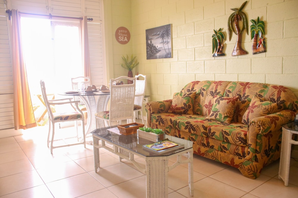 Fisherman's Point Resort 33/50