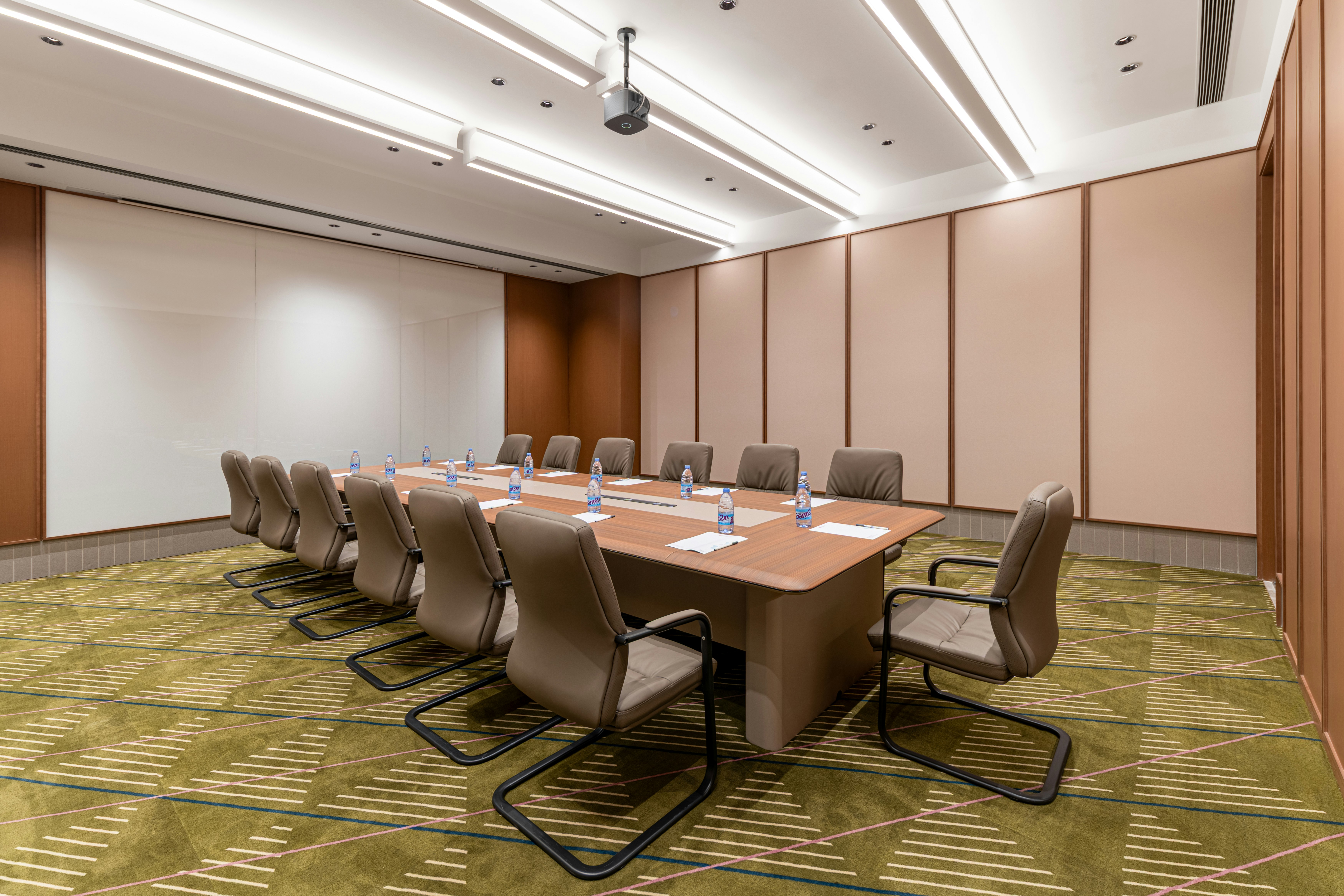 Hilton Garden Inn Wuhu Economic Tech Zone 34/40