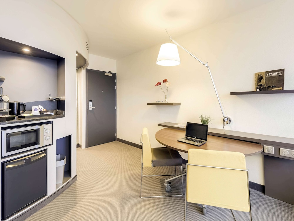 Novotel Suites Paris CDG Airport Villepinte Hotel 30/50