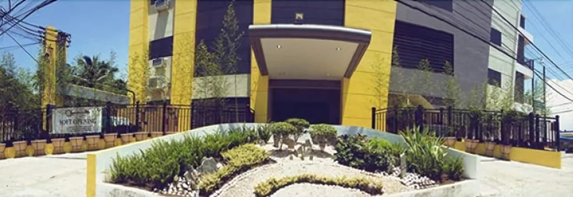 Castle Dreams Hotel 24/25