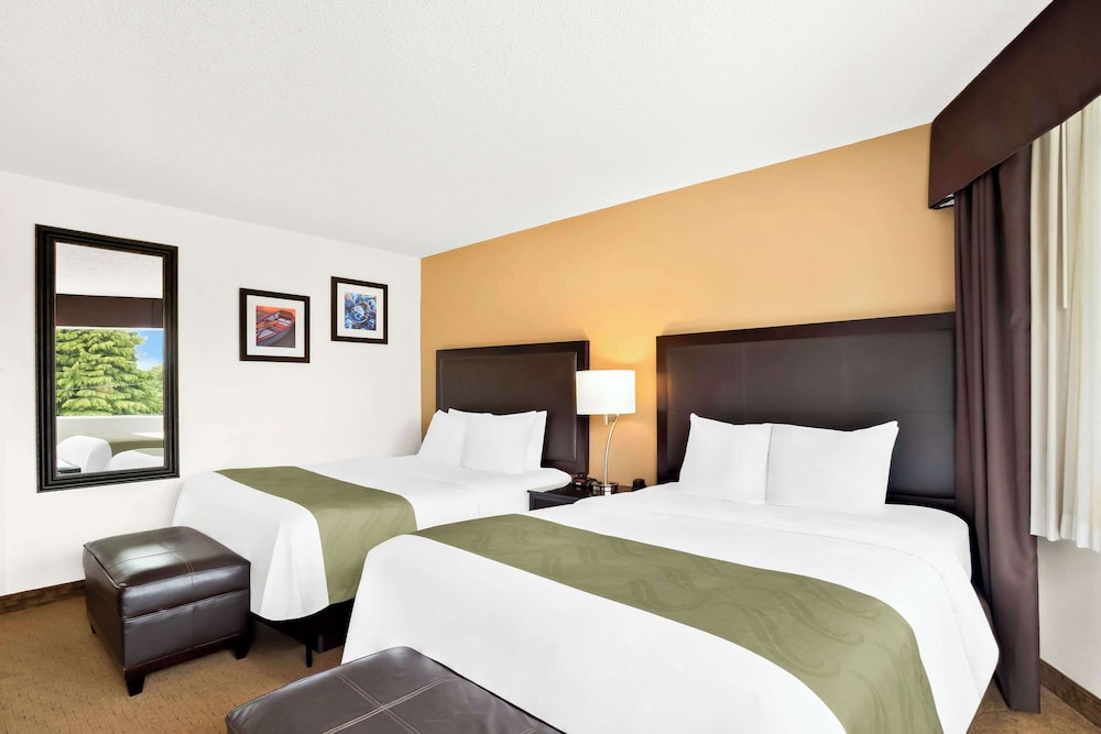 Standard, 2 Queen Beds