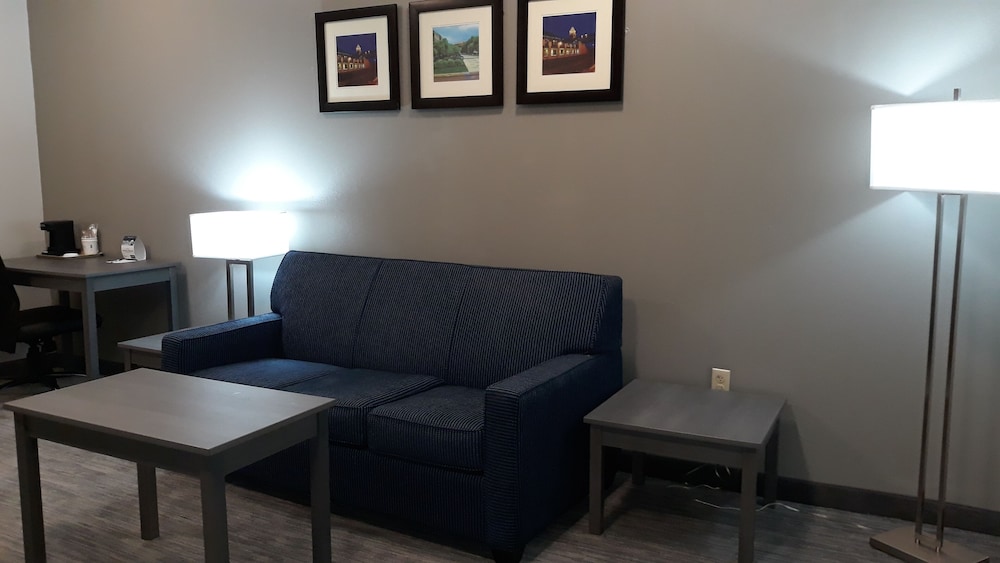 Baymont Inn & Suites by Wyndham Lafayette / Purdue Area 24/33