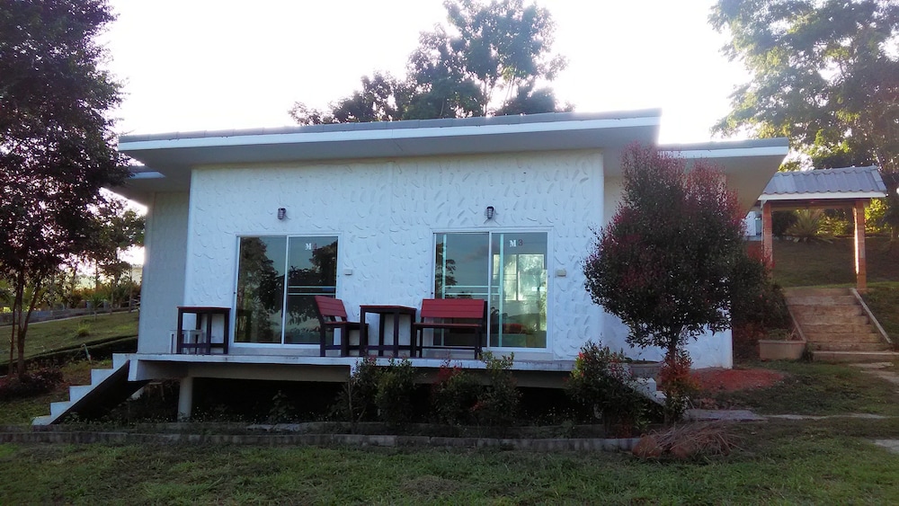 Whiterock Resort Pakchong 9/48