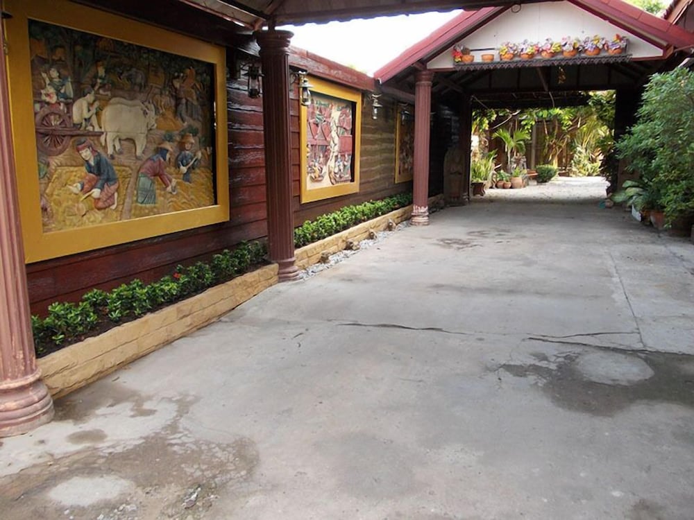 Country View Resort 37/50