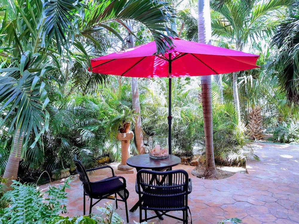 Wonders Boutique Hotel 48/50
