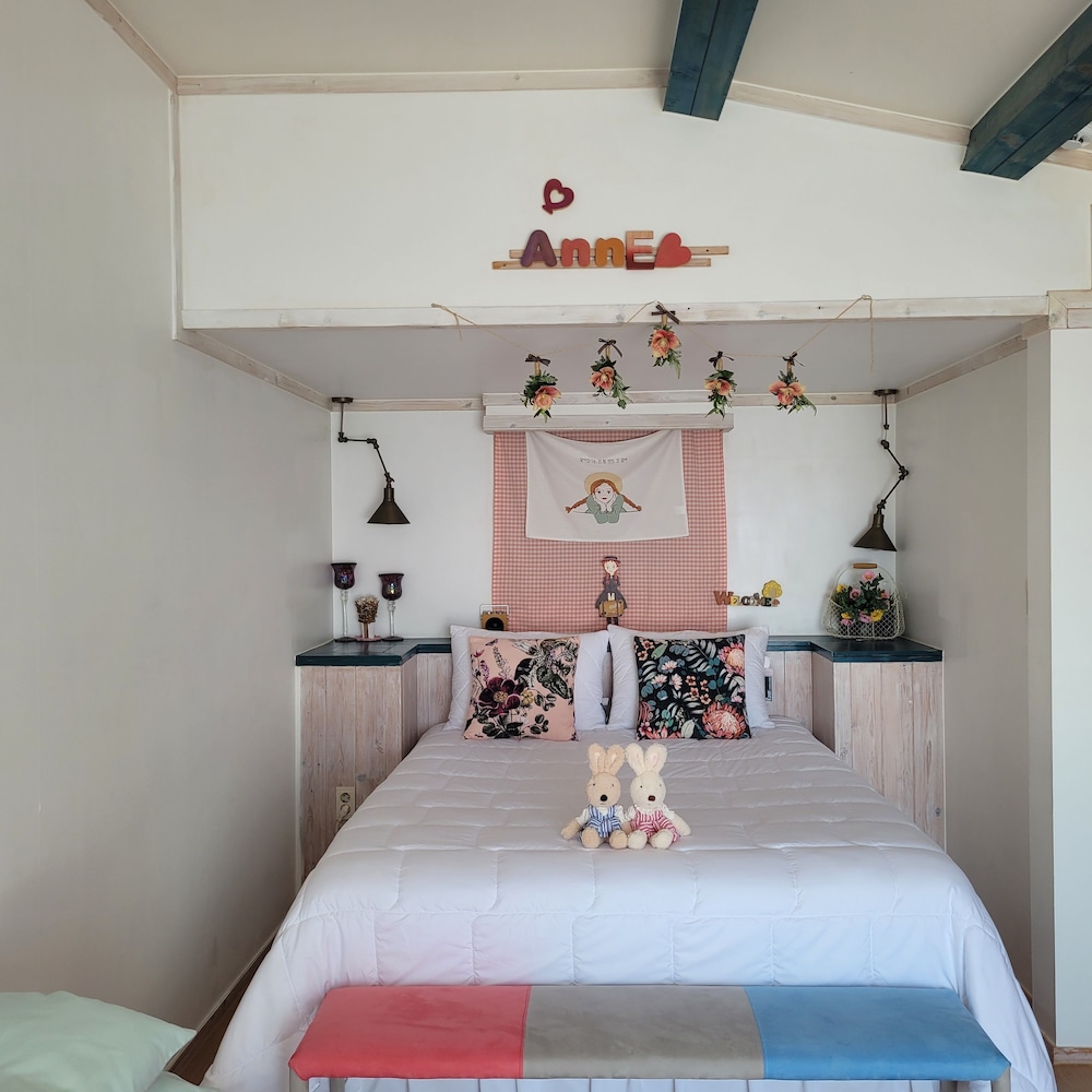 Soulmate Pension 18/59