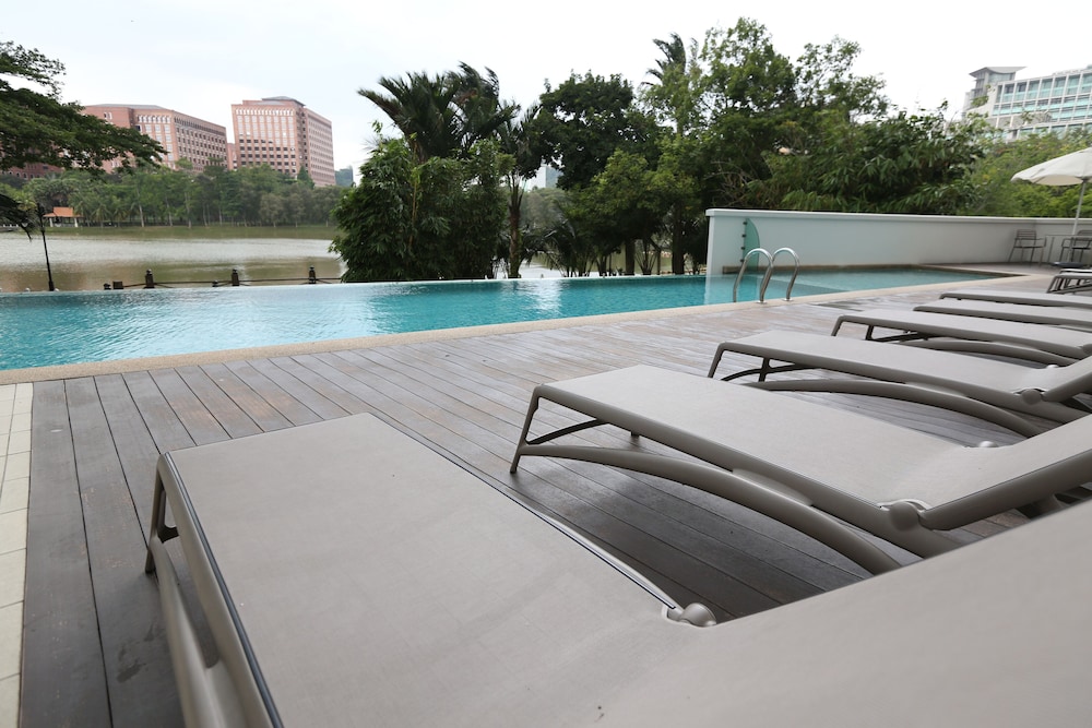 The Everly Putrajaya 37/65