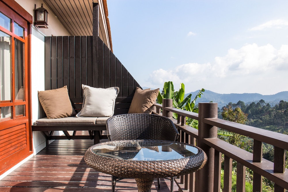 Phumorkdao Resort 25/50