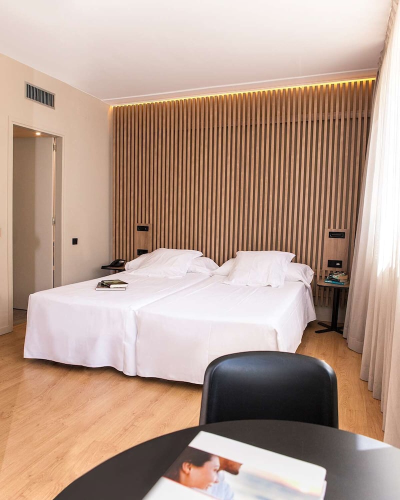 Aparthotel Atenea Barcelona 32/78