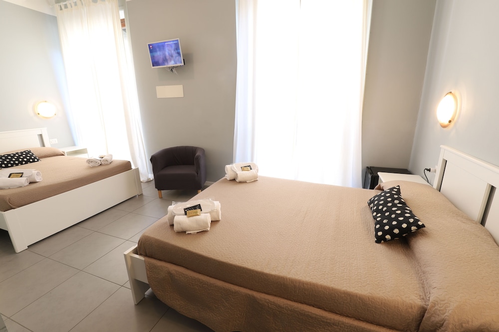 Hotel Golden Milano 43/70