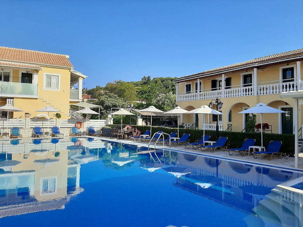 Porto Kassiopi Apartments 46/50