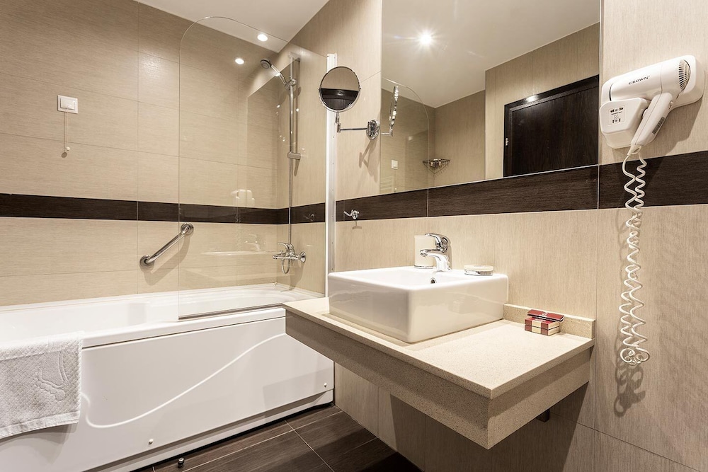Hotel Sofia Palace By Hmg 44/46