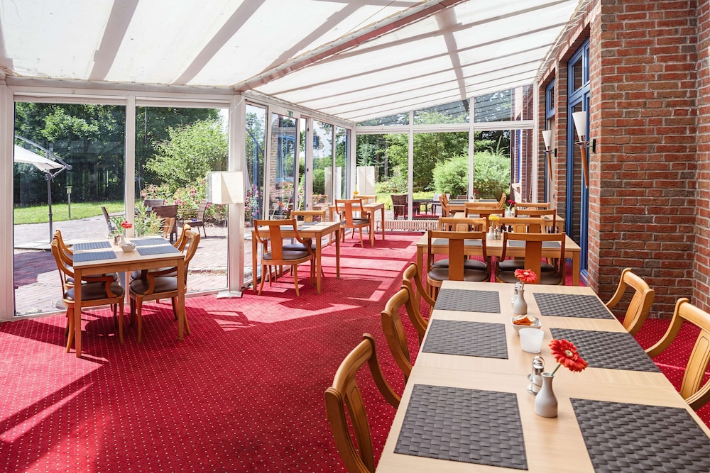 Hotel Danischer Hof Altenholz By Tulip Inn 30/45