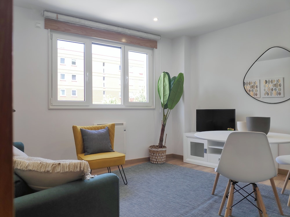 Apartamentos Rey 28/42