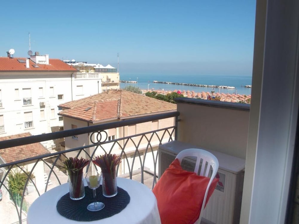 Residence I Girasoli 13/63