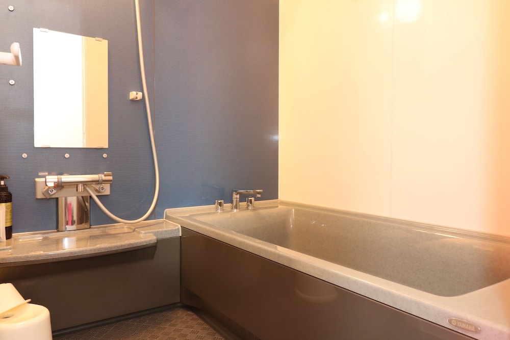 Bk Hotel & Weekly 34/34