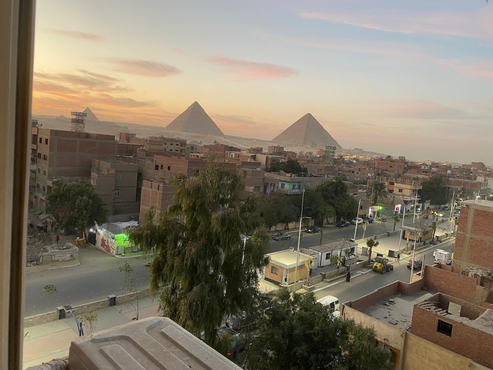 The Nomad Pyramids Boutique Hotel 60/66