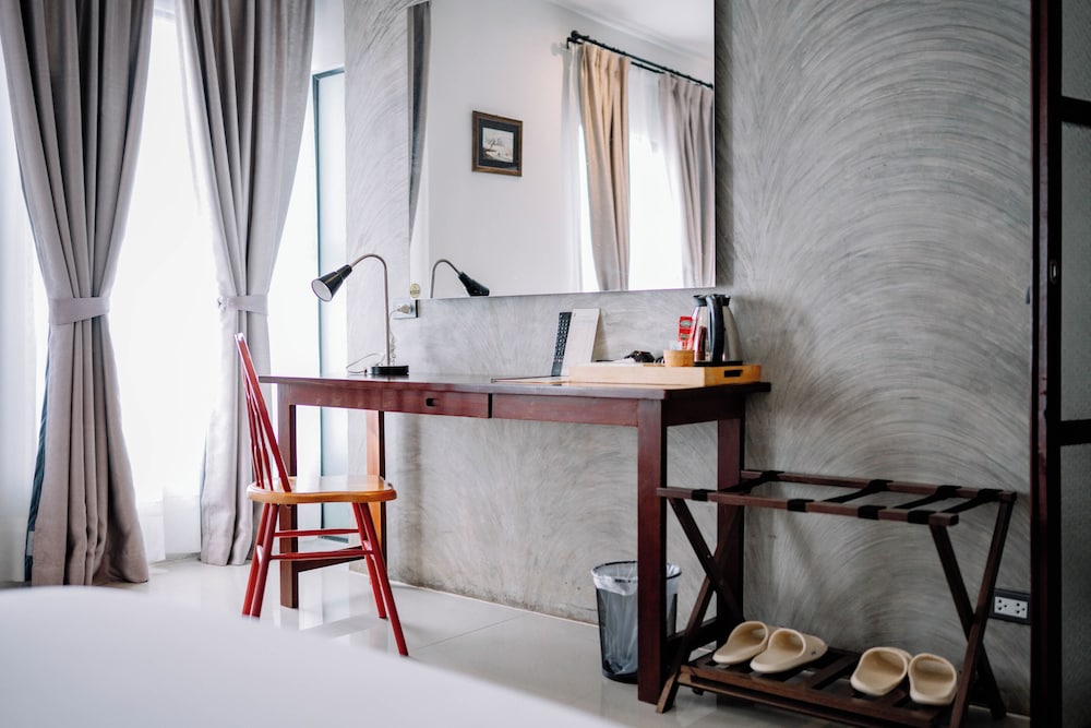 S2 Modern Boutique Hotel 11/50