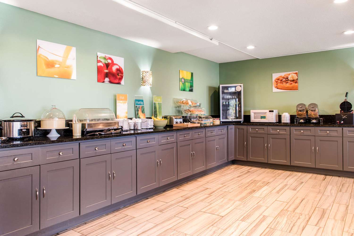 Quality Inn Suites Miamisburg 5/35