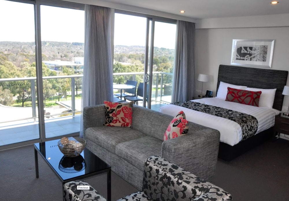 Adina Serviced Apartments Canberra Dickson 33/57