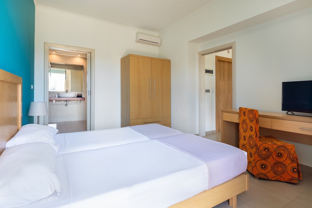 Elena Hotel 16/51