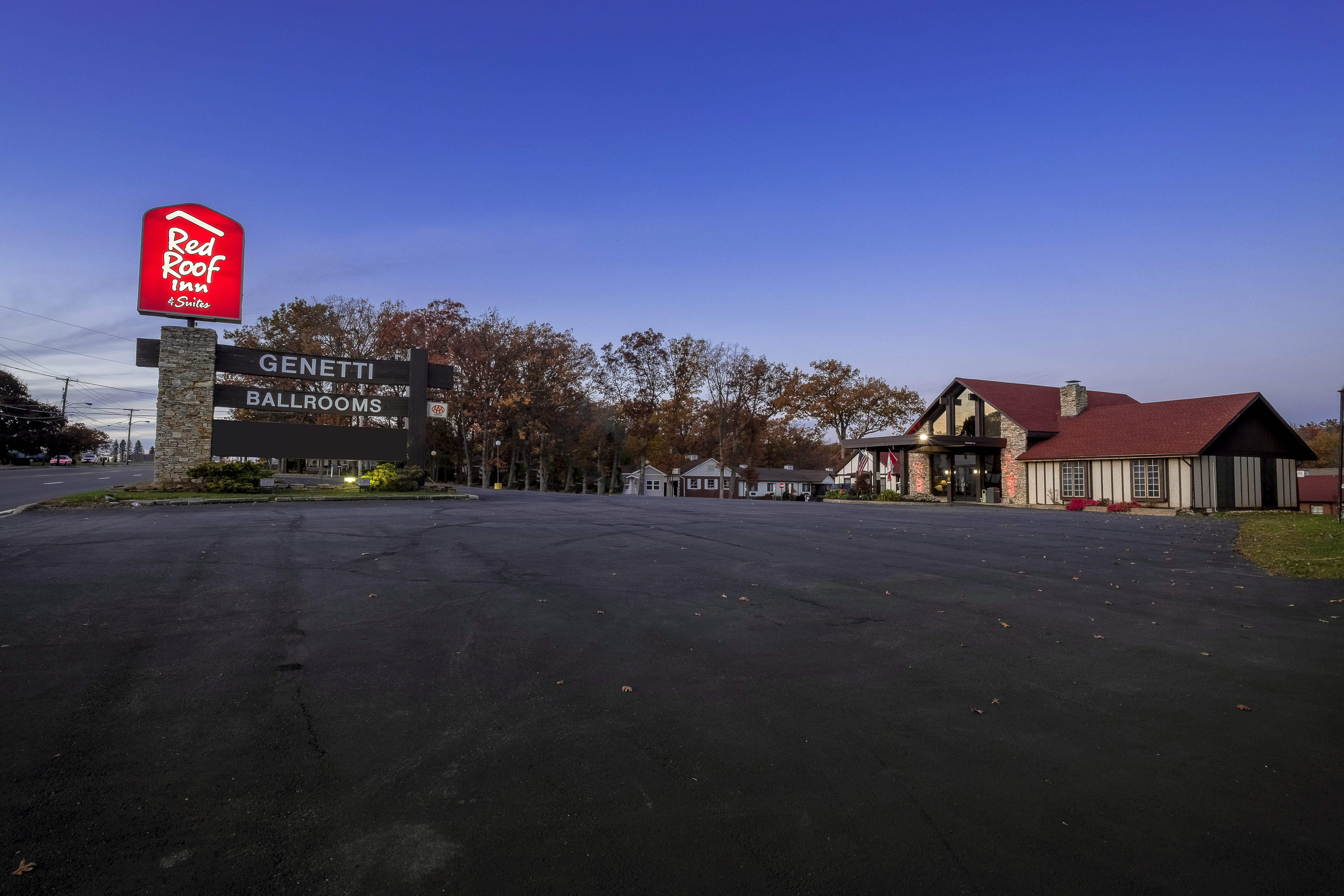 Red Roof Inn Suites Hazleton 38/39