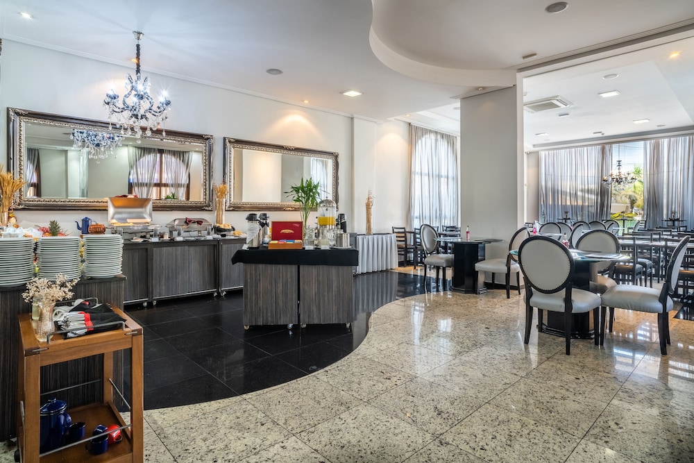 Faro Hotel Taubate 40/50