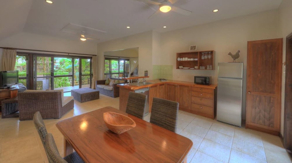 Sea Change Villas 28/50
